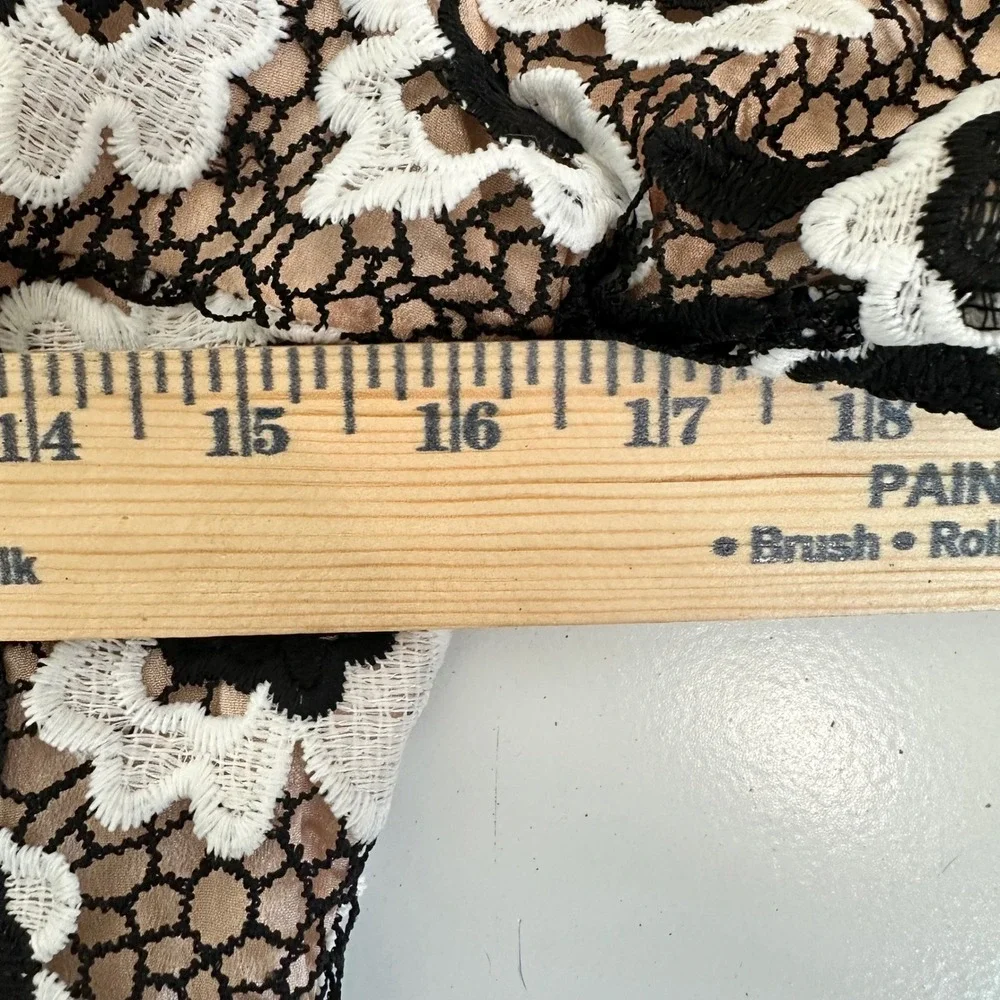 Just Me white black Floral Lace tiered Midi‎ Dress Beige Collar womens size med